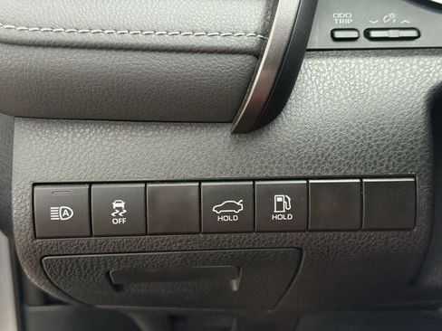 Used 2024 Toyota Camry SE FWD image 22