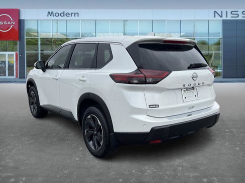 New 2026 Nissan Rogue SV image 6
