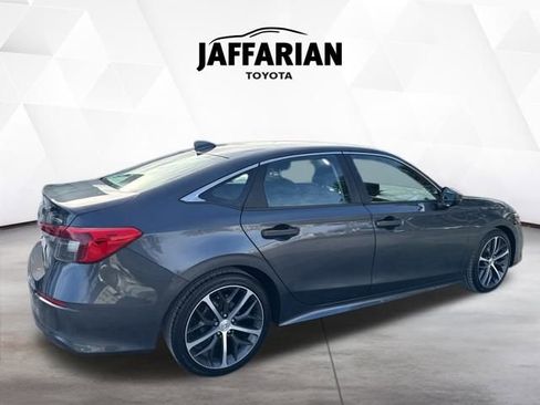 Used 2023 Honda Civic Touring image 5