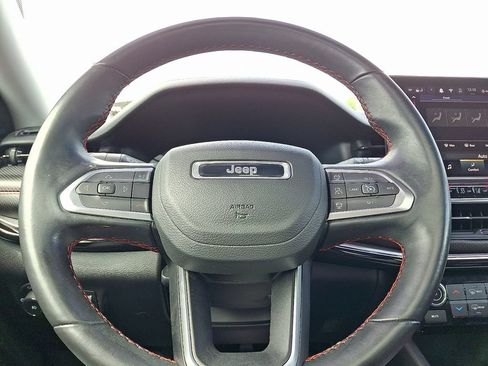 Certified 2022 Jeep Compass Trailhawk w/ Sun and Sound Group AWD/4WD image 21
