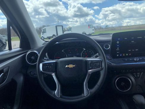 Used 2025 Chevrolet Blazer LT image 16