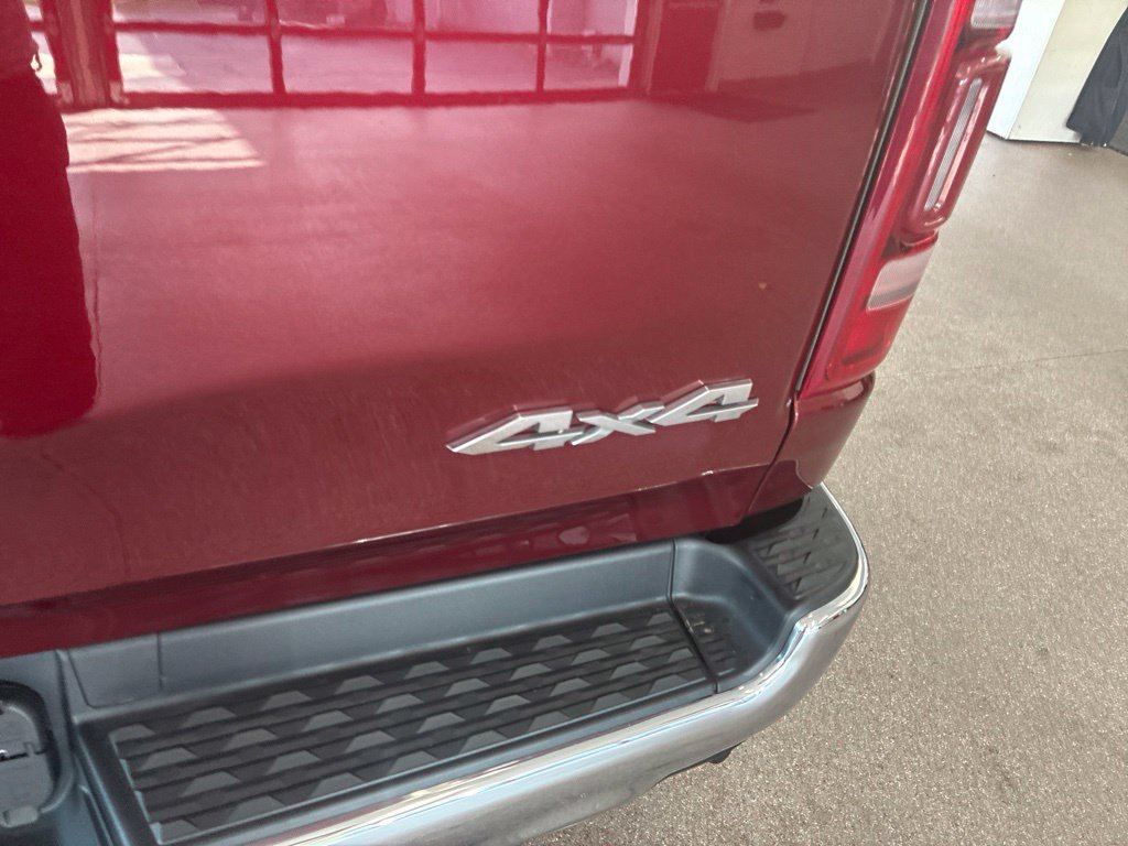 Used 2023 RAM 1500 Laramie AWD/4WD image 30