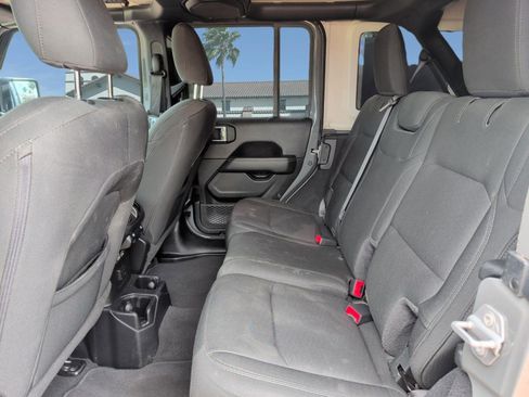 Used 2021 Jeep Wrangler Unlimited Sahara AWD/4WD image 24