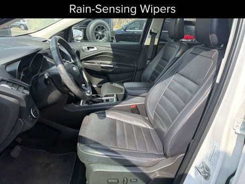 Used 2018 Ford Escape Titanium w/ Ford Safe & Smart Package image 12