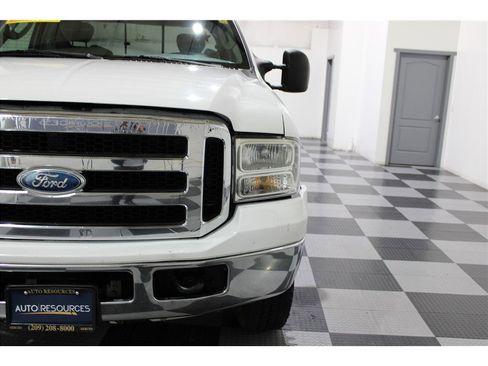 Used 2007 Ford F250 Lariat image 8