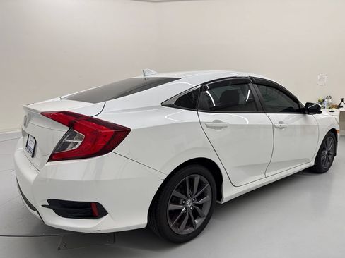 Used 2020 Honda Civic EX image 5