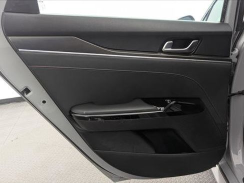 Used 2022 Kia K5 GT FWD image 16