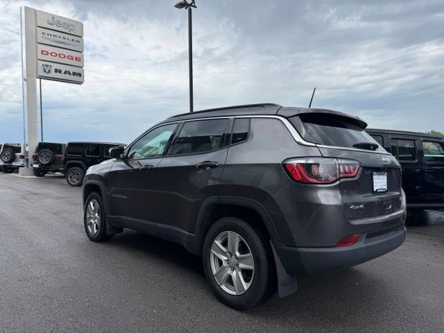 Used 2022 Jeep Compass Latitude w/ Convenience Group AWD/4WD image 5