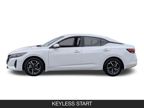 Used 2024 Nissan Sentra SV FWD image 5