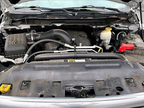 Used 2018 RAM 1500 Limited image 9