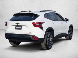 New 2026 Chevrolet Trax RS w/ Sunroof Package FWD video 2