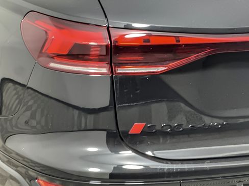 New 2027 Audi SQ6 e-tron Premium Plus AWD/4WD image 27