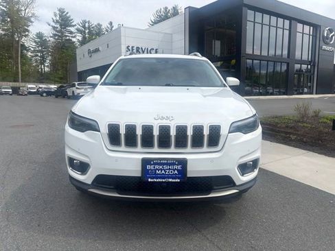 Used 2020 Jeep Cherokee Limited w/ Technology Group AWD/4WD image 2