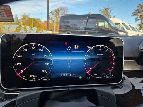 New 2026 Mercedes-Benz C 300 4MATIC Sedan image 9