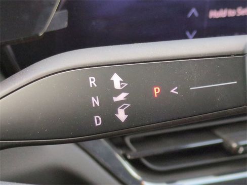 Certified 2024 Chevrolet Equinox EV RS image 34