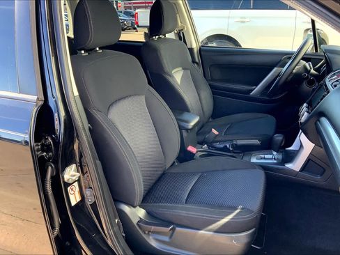Used 2016 Subaru Forester 2.5i Premium image 7