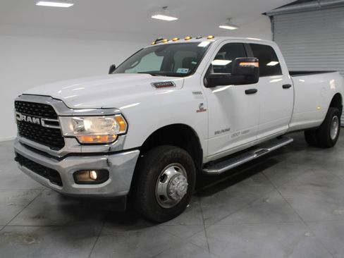 Used 2024 RAM 3500 Big Horn image 4