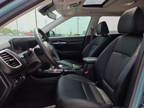 Used 2025 Kia Seltos EX w/ EX Sunroof Package AWD/4WD image 15
