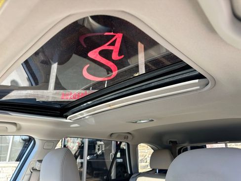 Used 2018 Subaru Outback 3.6R Limited image 15