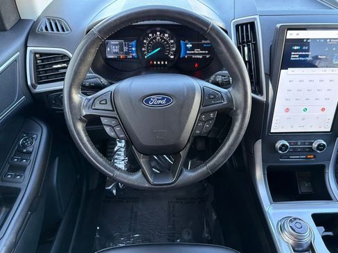 Certified 2022 Ford Edge SEL AWD/4WD image 13