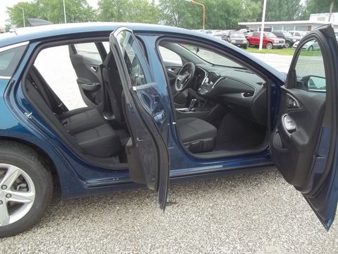 Used 2019 Chevrolet Malibu LS w/ Driver Confidence Package image 13