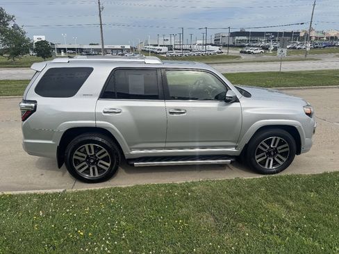Used 2014 Toyota 4Runner Trail Premium AWD/4WD image 6