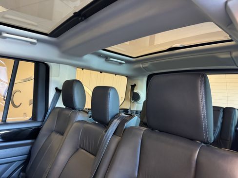 Used 2016 Land Rover LR4 HSE LUX AWD/4WD image 49