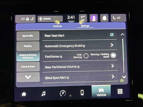 Used 2023 Jeep Grand Cherokee Altitude AWD/4WD image 37