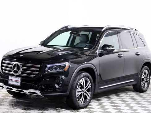 Certified 2025 Mercedes-Benz GLB 250 4MATIC image 3