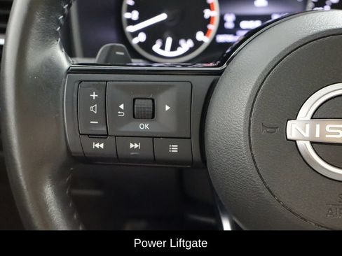 Used 2023 Nissan Rogue SV w/ SV Premium B Package FWD image 8
