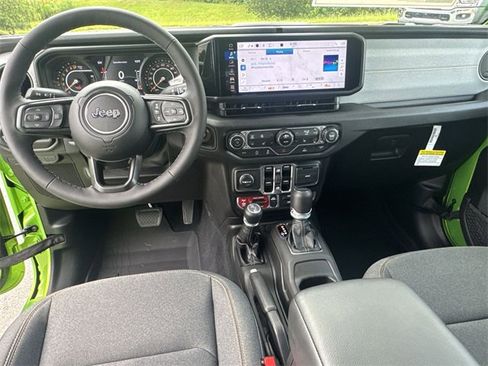 New 2025 Jeep Gladiator Willys image 20