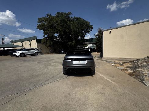 Certified 2025 Land Rover Range Rover Evoque Dynamic SE AWD/4WD image 6