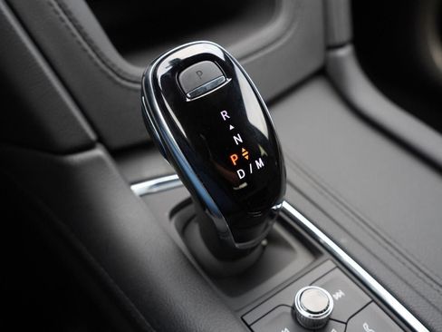 New 2026 Cadillac XT5 Luxury w/ LPO, Floor Liner Package image 60