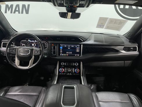 Used 2021 GMC Yukon Denali w/ Advanced Technology Package image 19
