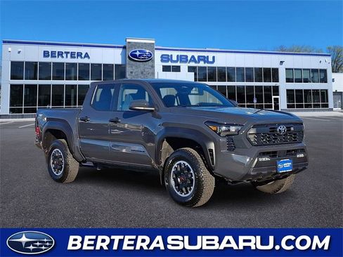 Used 2024 Toyota Tacoma TRD Off-Road image 1