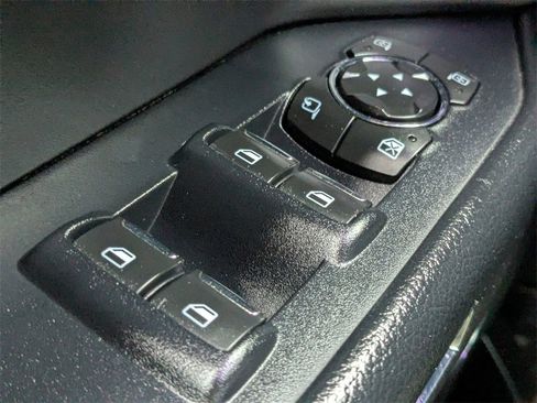 Used 2018 Ford Expedition Limited w/ Driver Assistance Package image 23