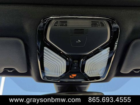 Used 2026 BMW 330i Sedan w/ Convenience Package image 23