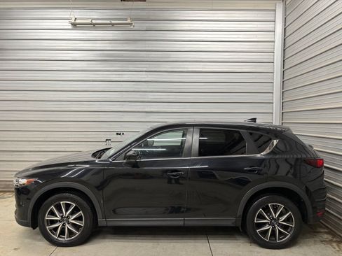 Used 2018 MAZDA CX-5 Touring w/ Preferred Equipment Package AWD/4WD image 6