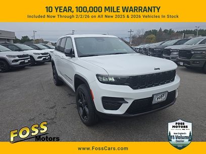 New 2025 Jeep Grand Cherokee Altitude