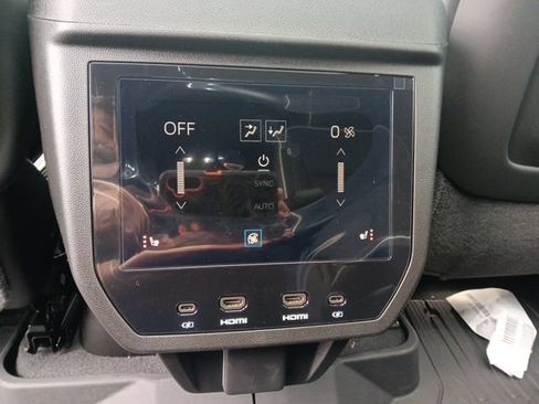 New 2026 GMC Yukon AT4 Ultimate w/ LPO, Floor Liner Package AWD/4WD image 21