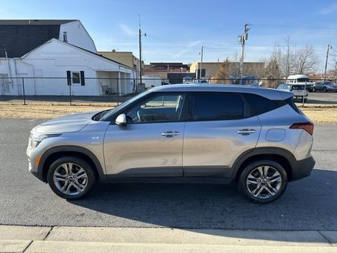 Certified 2022 Kia Seltos LX image 26