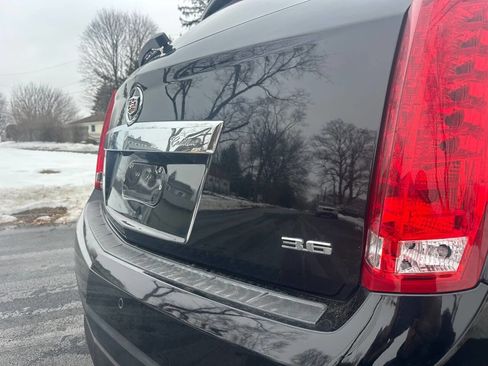 Used 2016 Cadillac SRX Luxury w/ Driver Awareness Package image 13