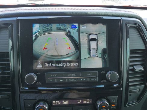 Used 2021 Nissan Titan PRO-4X w/ Pro-4x Convenience Package AWD/4WD image 32