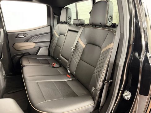 Used 2024 GMC Canyon Denali AWD/4WD image 34