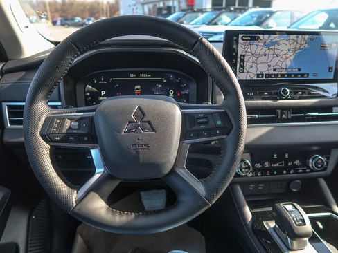 New 2026 Mitsubishi Outlander SEL AWD/4WD image 30