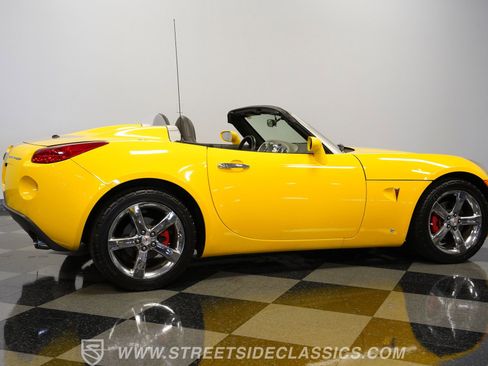 Used 2007 Pontiac Solstice GXP w/ Premium Package image 13