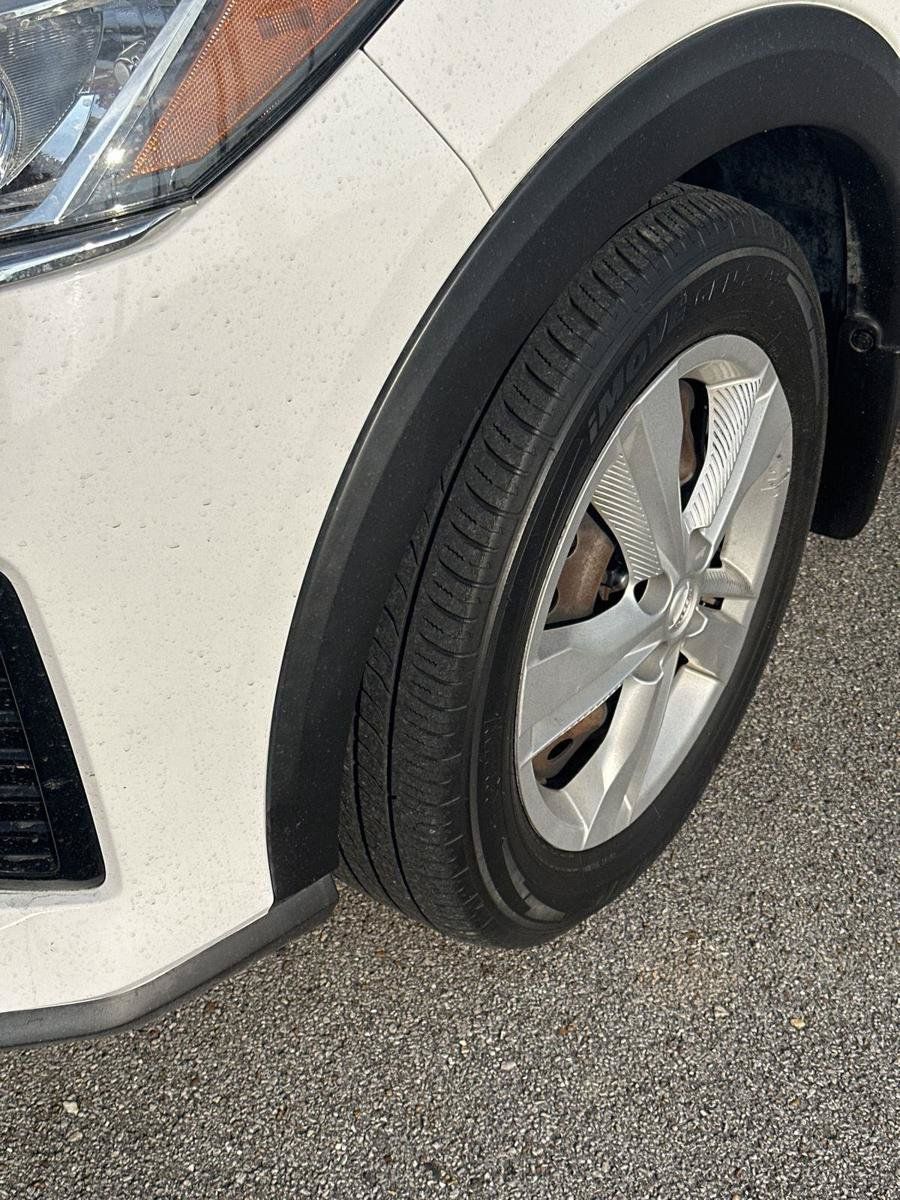 Used 2021 Nissan Kicks S w/ Interior Electronics Package FWD image 8
