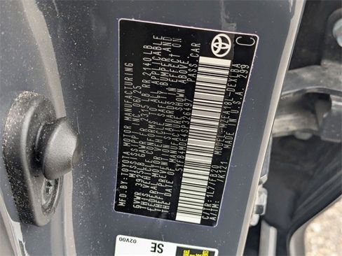 Used 2025 Toyota Corolla LE image 41