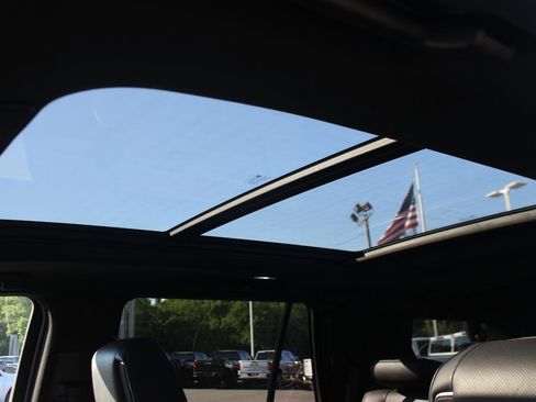 Used 2021 Cadillac Escalade Sport w/ Heavy-Duty Trailer Package AWD/4WD image 32