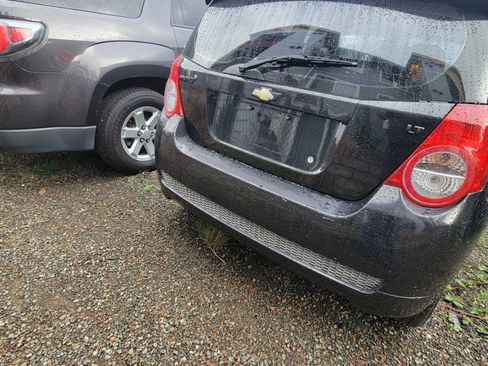 Used 2010 Chevrolet Aveo5 LT image 3